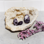 Yoni-Ei Amethyst