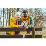Hier ist Euer Vierbeiner herzlich willkommen! Beim Urlaub mit Hund im Bayerischen Wald könnt Ihr Euch auf eine Auszeit zu dritt freuen.